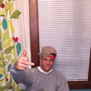 Meet your Posher, Dakota